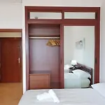 La Roca Premium